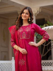 Rust Pure Viscose Mango Silk Embroidered Kurta Set
