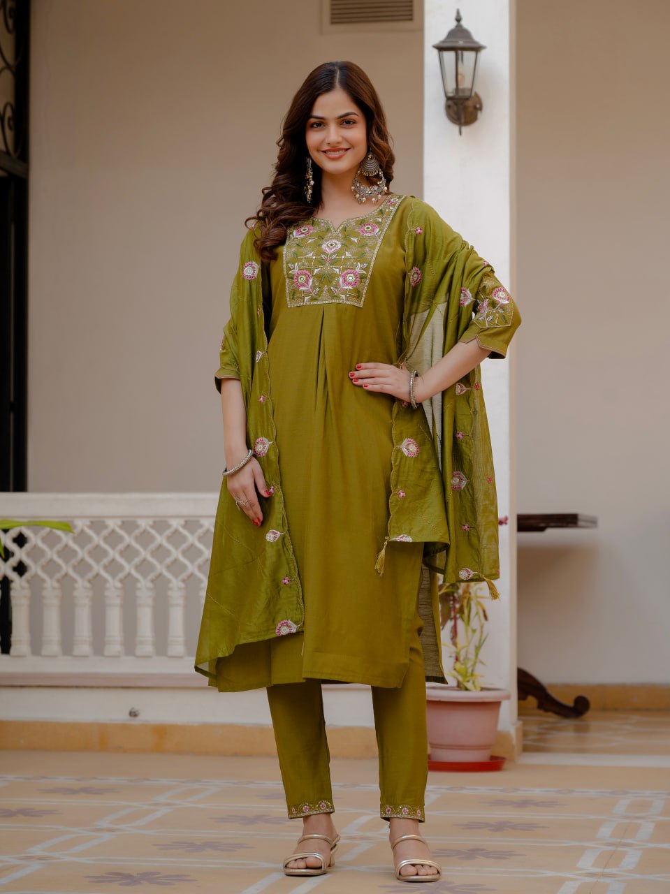 Designer Pure Viscose Kurti Pant Maslin Dupatta Set