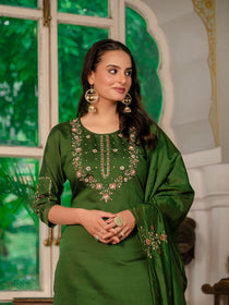 Violet Marina Silk Embroidered Kurta Pant Dupatta Set