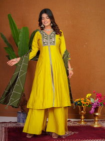 Roman Silk Embroidered Anarkali Kurti Plazo Set
