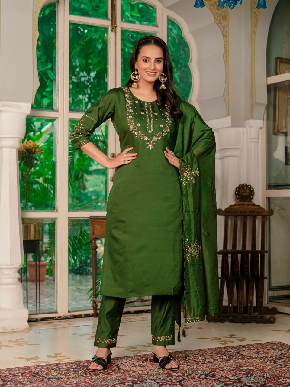Precious Thread With Hand Work Kurti Pant Dupatta Set