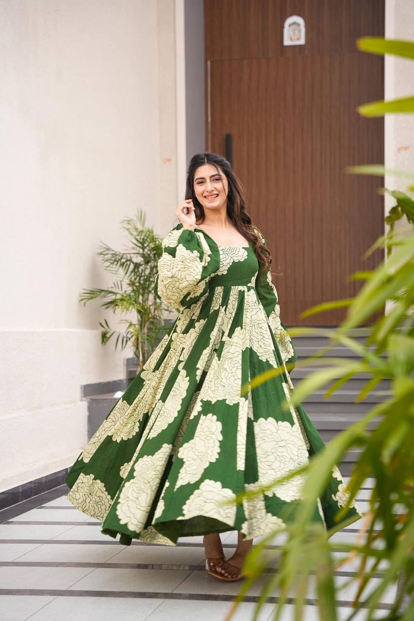 Trendy Digital Print Green Color Gown Secondary image