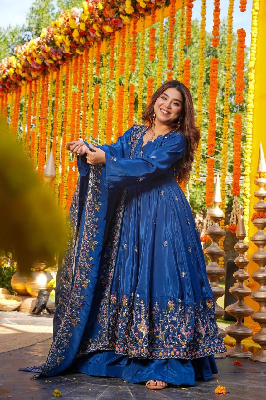 Outstanding Thread Work Heavy Silk Anarkali Suit Secondary image