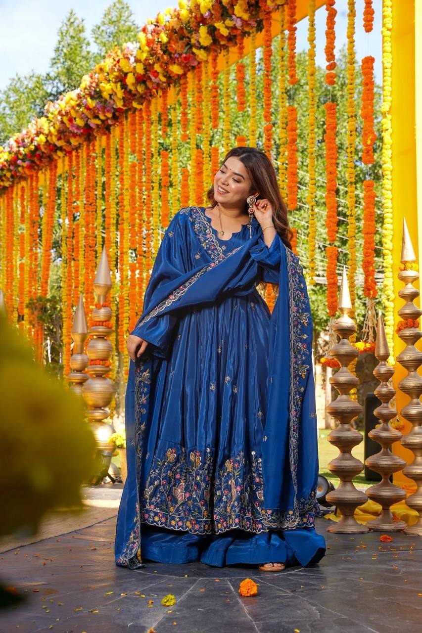 Outstanding Thread Work Heavy Silk Anarkali Suit