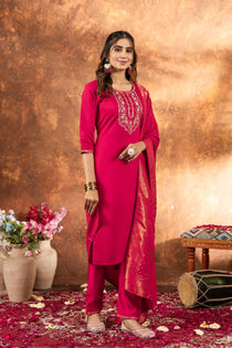 Pink Marina Silk Embroidered Kurta Pant Set with Mina Work Dupatta