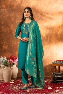 Thread Hand Work Straight Kurti Pant Dupatta Set