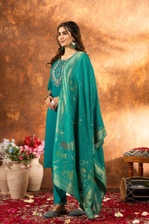 Thread Hand Work Straight Kurti Pant Dupatta Set