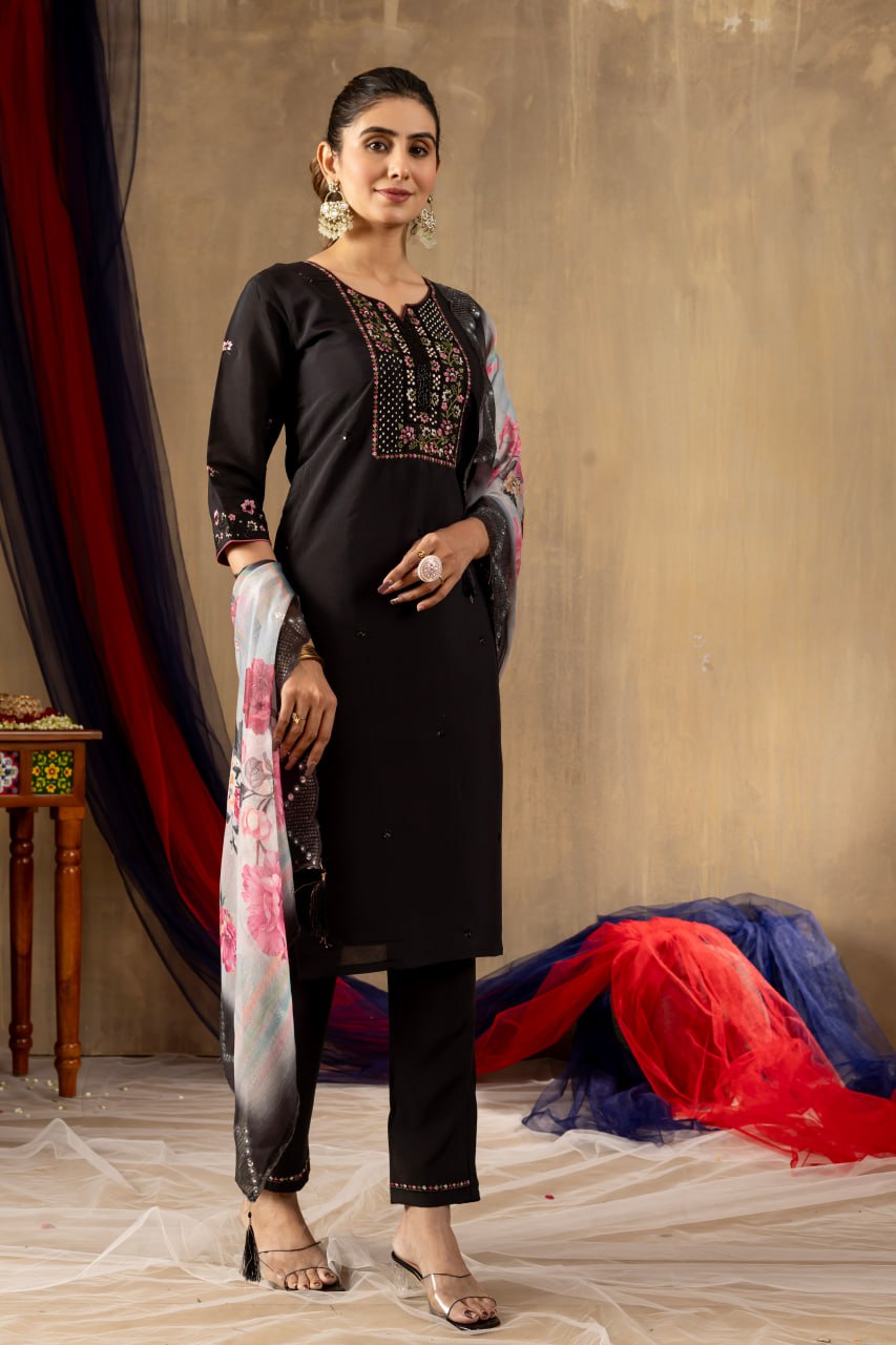 Elegant Thread Work Straight Kurti Pant Dupatta Set
