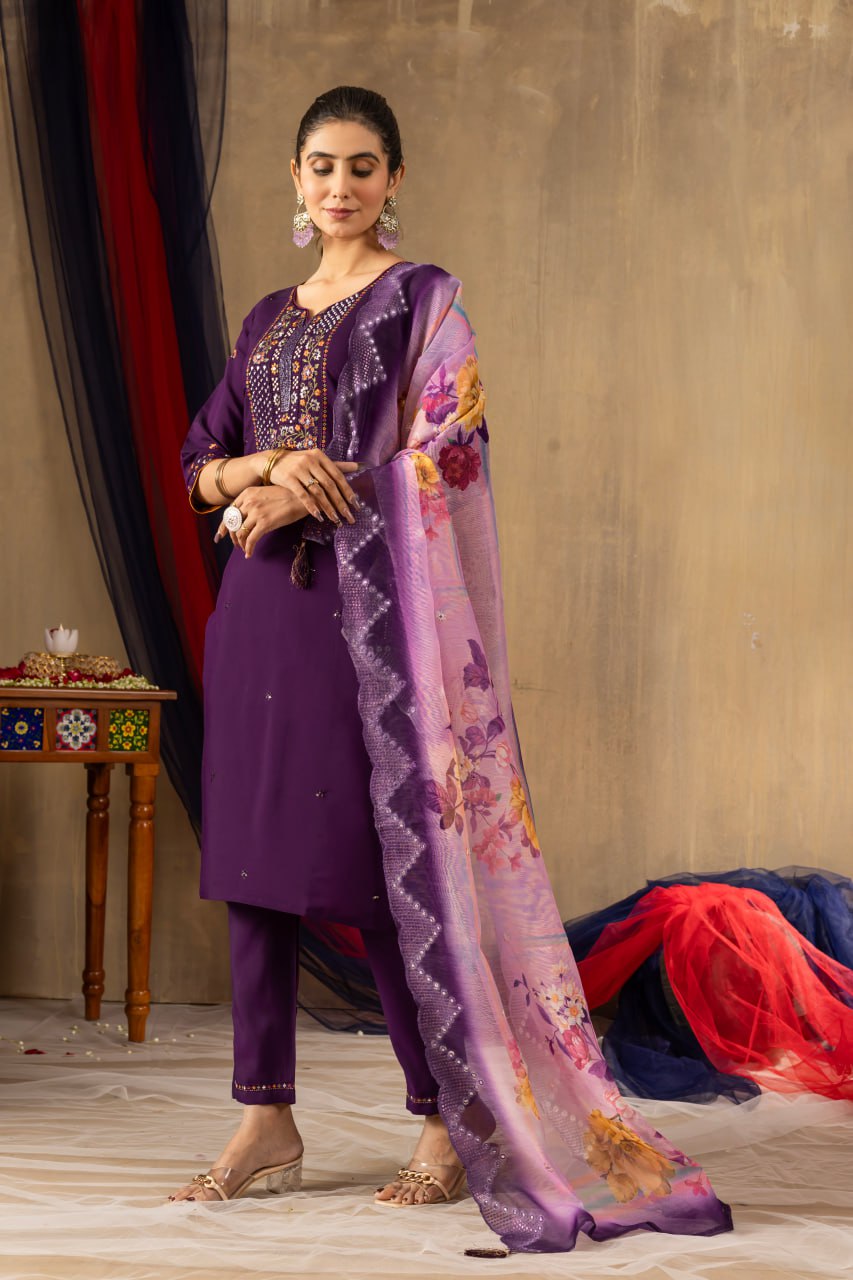 Elegant Thread Work Straight Kurti Pant Dupatta Set