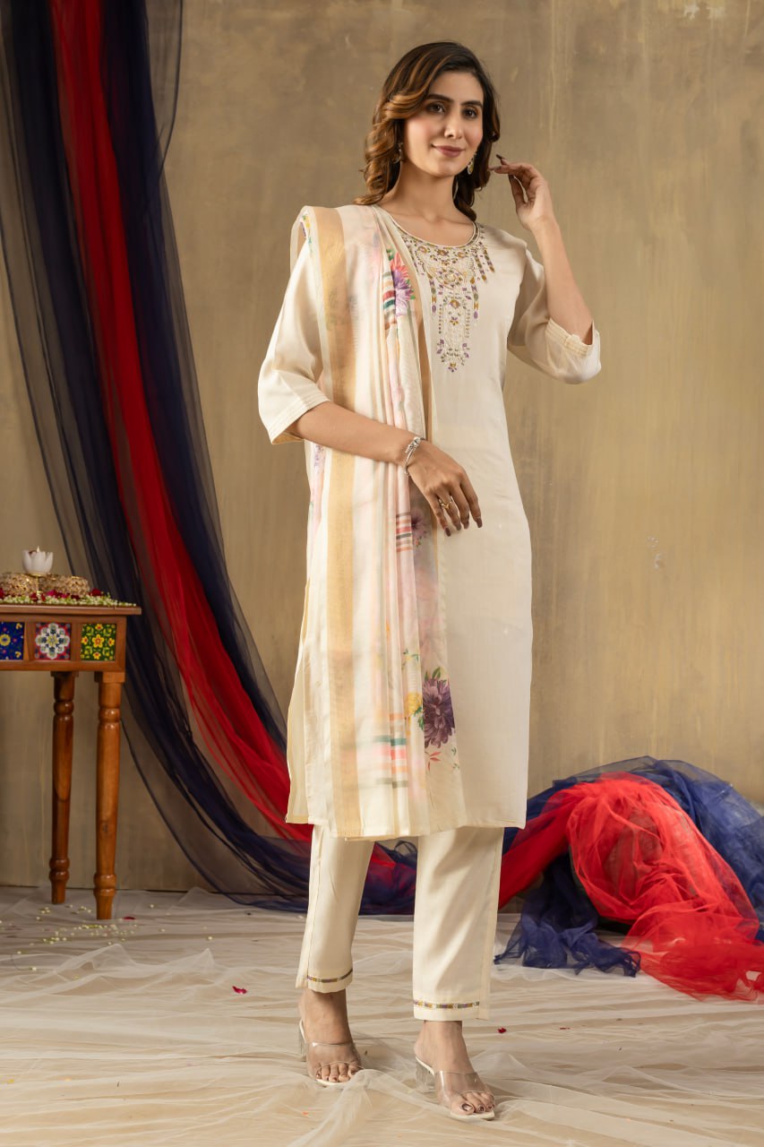 Luxuriant Thread With Hand Work Salwar Suit