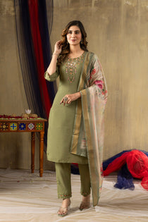 Off White Shimmer Gold Silk Embroidered Kurta Pant Dupatta Set