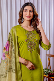 Rama Green Viscose Silk Embroidered Kurta Pant Dupatta Set