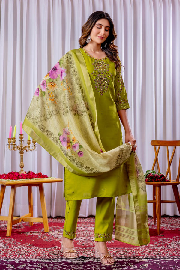 Marvelous Thread Work Straight Kurti Pant Dupatta Set
