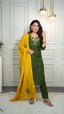 Mehendi Green Roman Silk Embroidered Kurta Set