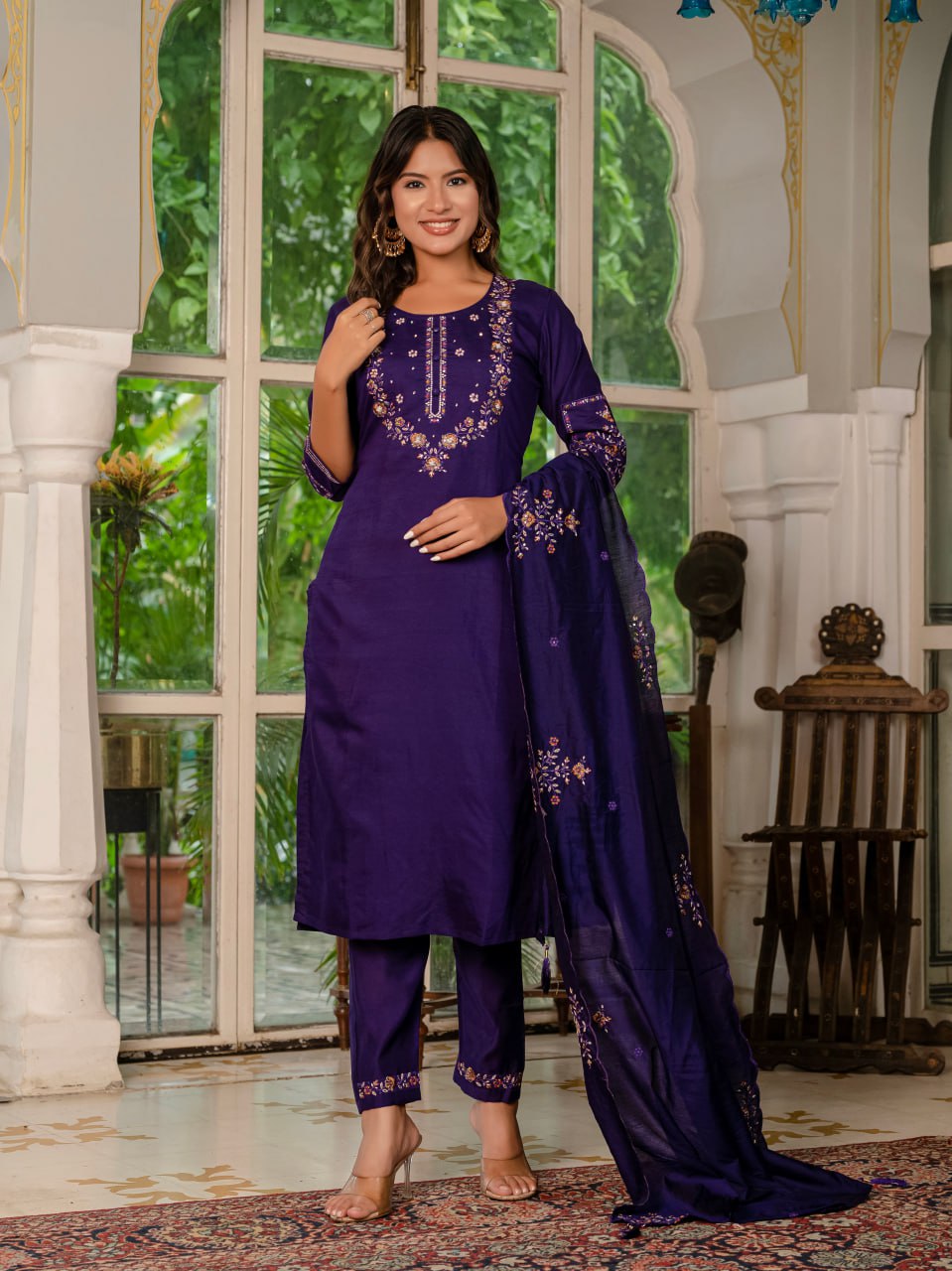 Precious Thread With Hand Work Kurti Pant Dupatta Set Main image