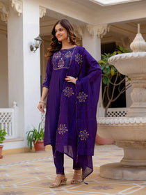 Rust Pure Viscose Mango Silk Embroidered Kurta Set