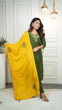 Mehendi Green Roman Silk Embroidered Kurta Set
